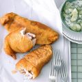 Backfisch mit Gurkensalat