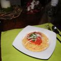 Spaghetti mit Tomaten-Orangen-Vanille-Sauce