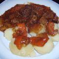 Gulasch mit frischer Paprika