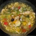 Hühnersuppe mitten im Sommer - daher mediterran[...]