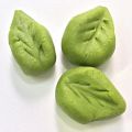 Matcha-Burfi Blätter