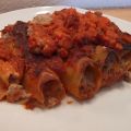 Gefüllte Cannelloni mit Tomatensauce