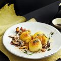 Kartoffelklöße & Pilze in Oreganobutter