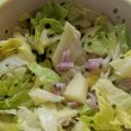 Salate: Einfacher grüner Salat mit Apfel und[...]