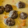 Kohlrabicremesuppe mit Fleischklößchen