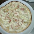 Flammkuchen aus dem Flammkuchenofen