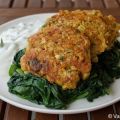 Haferbratlinge mit Spinat und Joghurtsauce