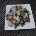 Grüner Spargel-Salat mit Radieschen