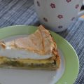 Rhabarberkuchen mit Baiserhäubchen