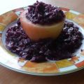Gemüse: Rotkohl in Apfelhälften