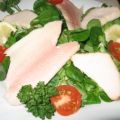 Feldsalat mit geräucherter Forelle und[...]