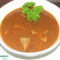 Suppe: GULASCHSUPPE für die Party