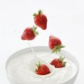 Erdbeeren auf Joghurt