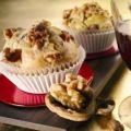 Walnuss-Muffins mit Steinpilzen und Speck