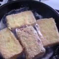 geräucherter Tofu in Polentamantel