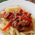 Schnelle Nudeln mit Hackfleisch und Paprika