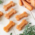 Hunde Eis - Karotten-Hühnchen Knochen