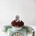 creepy me - halloween cupcakes