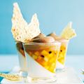 Kokoscreme mit Exotischem Früchteragout