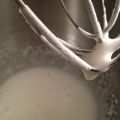 KICHERERBSENWASSER-SCHNEE ---> DER ERSTE VERSUCH