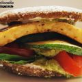 Veggie-Burger mit Gazi-Käse
