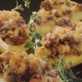 Ofenkartoffeln mit Hackfleisch gefüllt
