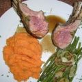 Lammkarree - überkrustet - mit Keniabohnen und[...]