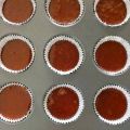 Mini Schoko Cupcakes mit Erdbeerfrosting