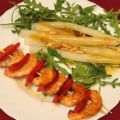 Shrimps mit Spargelspitzen auf Rucola und[...]