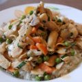 Veganes Frikassee mit Möhrchen, Pilzen und[...]