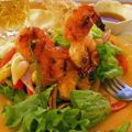 Warmer Shrimpsalat mit Fenchel und Paprika