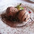 Mousse au chocolat mit Kirsch-Chili creme