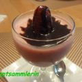Dessert:   ERDBEERMOUSSE