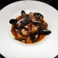 Miesmuscheln in Tomaten-Weißwein-Sud