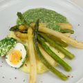 Gebratener Spargel mit Petersilien-Ei und[...]