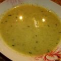Brokkoli-Gorgonzola-Suppe