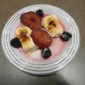 Gebranntes Limonen-Parfait auf Sangria-Orangen