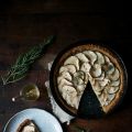 glutenfree pear-tart with rosemary and honey