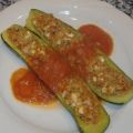 Gefüllte Zucchini