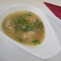 Klare Bouillon mit Leberklößchen vom Kaninchen