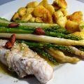 St. Pierre an gemischtem Spargel und Gnocchi