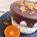 Walnuss-Layer-Cake mit Mandarinen-Quark-Füllung