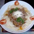 Spaghetti mit scharfer Bolognese