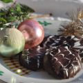 Elisenlebkuchen (Traditional German Gingerbread)