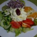 Bunter Salat-Teller