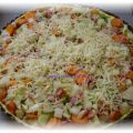 Quiche mit Gemüse und Rosen-Senf