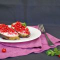 Auberginenschiffchen mit Johannisbeeren