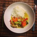 Grünes Thai-Curry mit Poulet und Gemüse