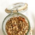 Aprikosen-Nuss Granola
