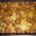 Hackbällchen auf Kartoffeln vom Blech